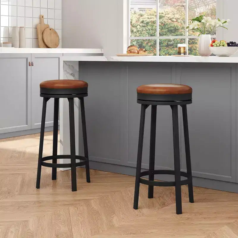 Tabourets de bar pivotants de 76 cm, lot de 4, avec repose-pieds, tabourets de bar modernes à hauteur de comptoir avec revêtement en similicuir et cadre en métal, tabourets de bar ronds sans dossier