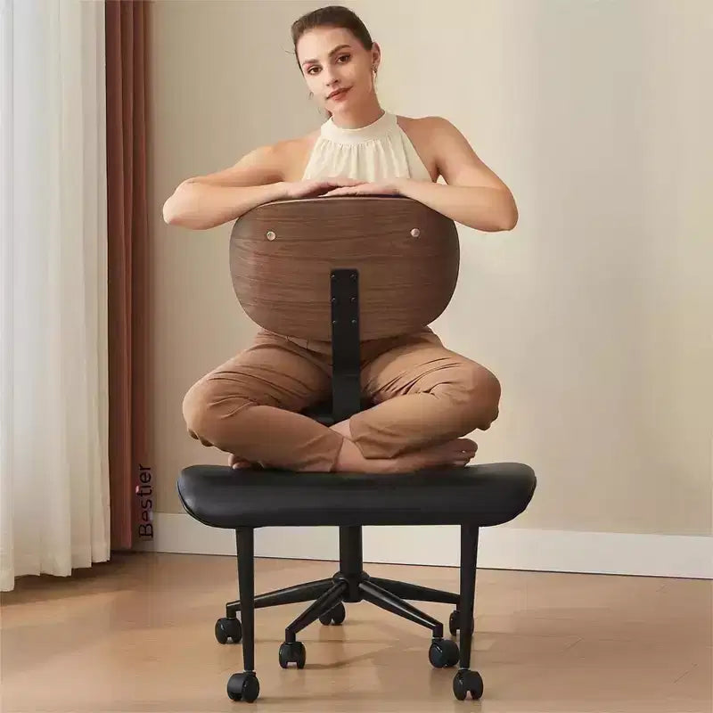 Chaise ergonomique en PU avec support lombaire en bois courbé et roulettes pour le yoga et la méditation