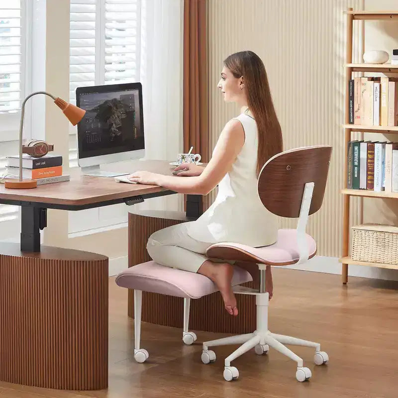 Chaise ergonomique en PU avec support lombaire en bois courbé et roulettes pour le yoga et la méditation