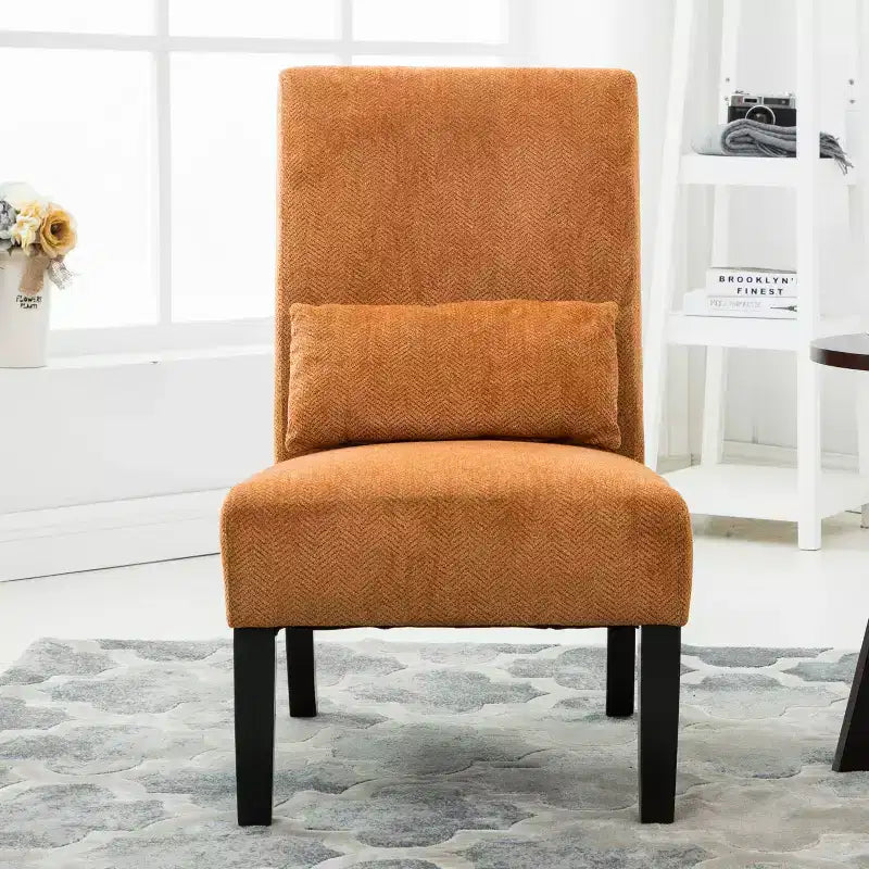 Fauteuil d'appoint moderne avec oreiller et revêtement en chenille, sans accoudoirs, avec pieds en bois massif, chaise confortable pour salon et chambre à coucher.