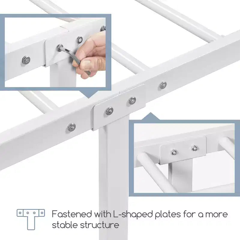 Cadre de lit plateforme en métal avec tête de lit au design inspiré des nuages